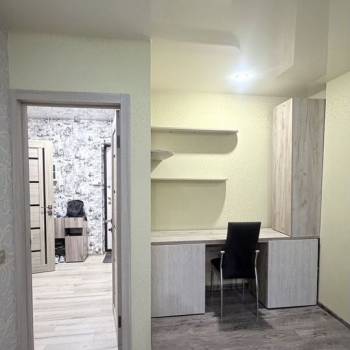 Сдается 1-комнатная квартира, 46,7 м²