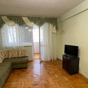 Сдается 1-комнатная квартира, 43 м²