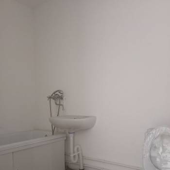 Продается 1-комнатная квартира, 40,7 м²