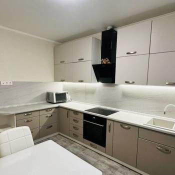 Продается 2-х комнатная квартира, 60,3 м²