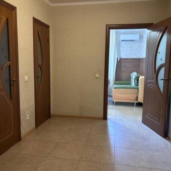 Сдается 2-х комнатная квартира, 82 м²