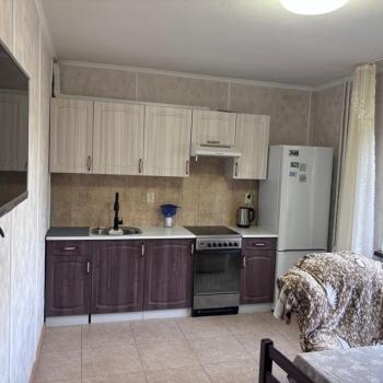 Сдается 2-х комнатная квартира, 82 м²