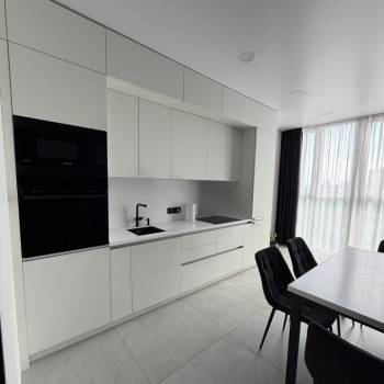 Продается 1-комнатная квартира, 38 м²