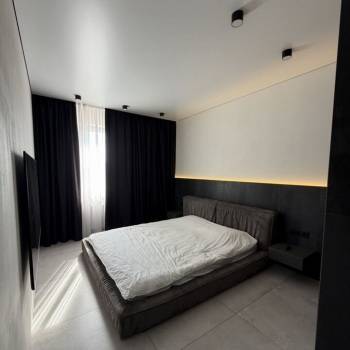 Продается 1-комнатная квартира, 38 м²