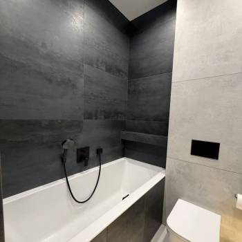 Продается 1-комнатная квартира, 38 м²