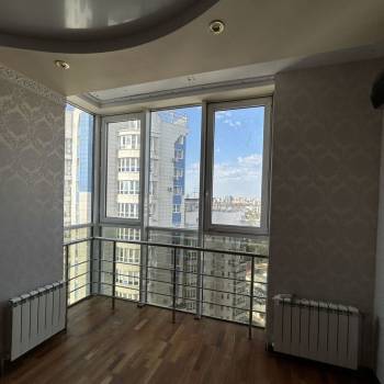 Продается 2-х комнатная квартира, 91,8 м²