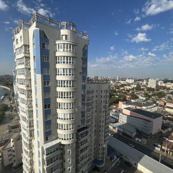 Продается 2-х комнатная квартира, 91,8 м²