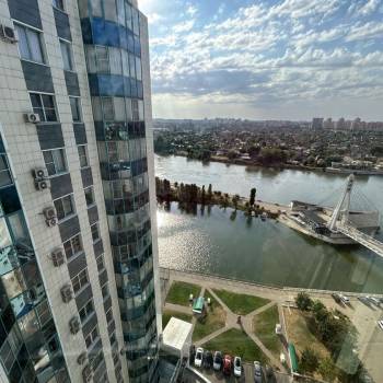 Продается 2-х комнатная квартира, 91,8 м²
