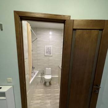 Продается 1-комнатная квартира, 50 м²