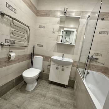 Сдается 1-комнатная квартира, 43 м²