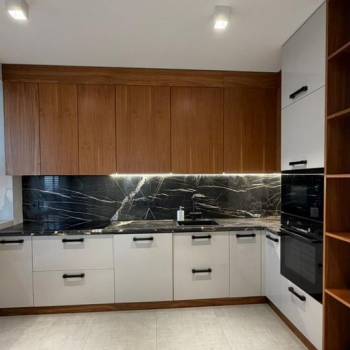 Сдается 2-х комнатная квартира, 70 м²