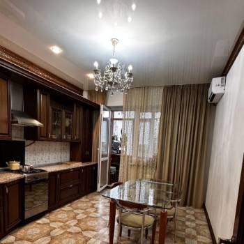 Сдается Многокомнатная квартира, 113 м²