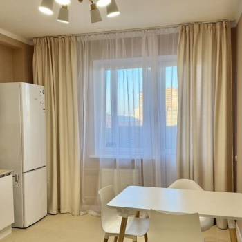 Сдается 1-комнатная квартира, 46 м²