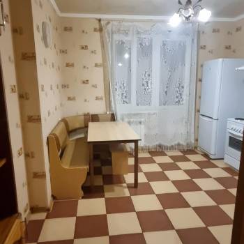 Сдается 1-комнатная квартира, 44 м²
