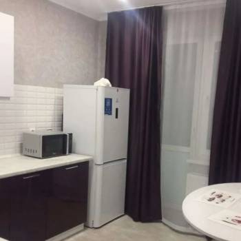 Сдается 1-комнатная квартира, 41 м²