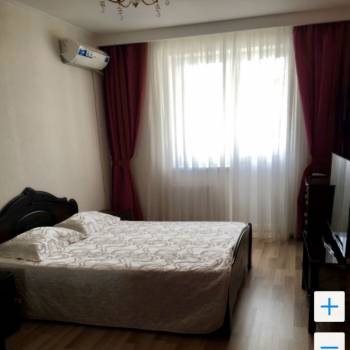 Сдается 2-х комнатная квартира, 100 м²