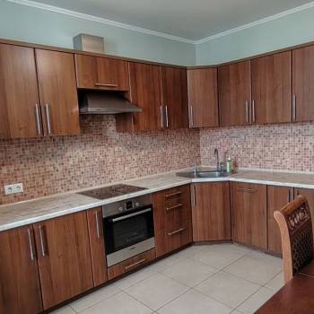 Сдается 1-комнатная квартира, 46 м²
