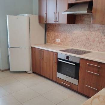 Сдается 1-комнатная квартира, 46 м²
