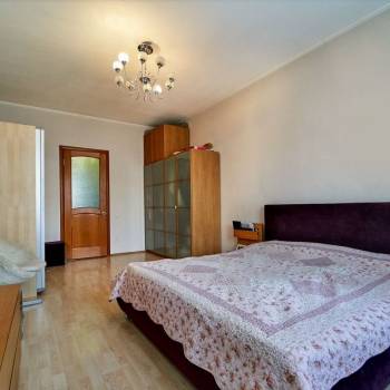 Продается Многокомнатная квартира, 160 м²