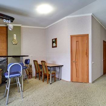 Продается Многокомнатная квартира, 160 м²