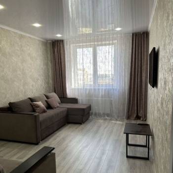 Сдается 1-комнатная квартира, 42 м²