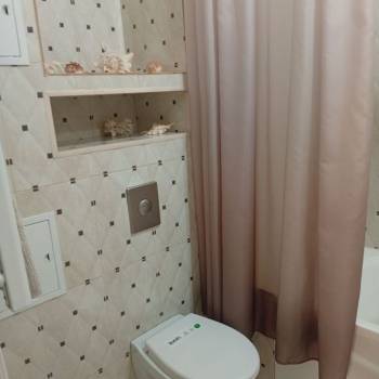 Продается 1-комнатная квартира, 43 м²