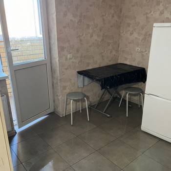 Сдается 1-комнатная квартира, 39 м²