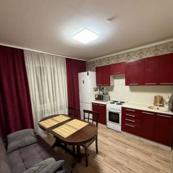 Сдается 1-комнатная квартира, 37,5 м²