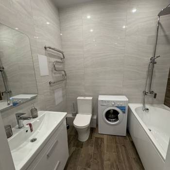 Сдается 1-комнатная квартира, 54 м²