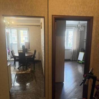 Продается 1-комнатная квартира, 44 м²