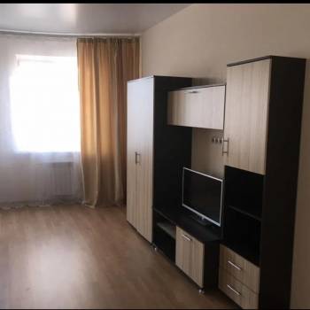 Сдается 2-х комнатная квартира, 76 м²