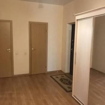 Сдается 2-х комнатная квартира, 76 м²