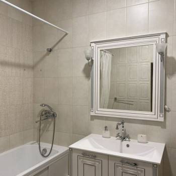 Сдается 1-комнатная квартира, 52 м²