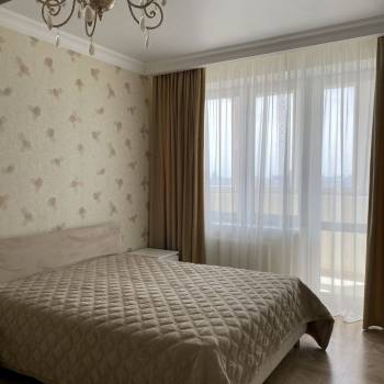 Сдается 1-комнатная квартира, 52 м²