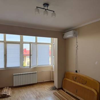 Сдается Многокомнатная квартира, 60 м²