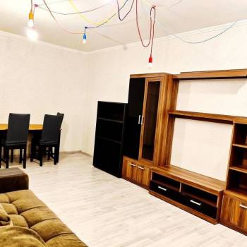 Сдается Многокомнатная квартира, 82 м²