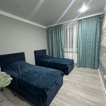 Сдается Многокомнатная квартира, 80 м²
