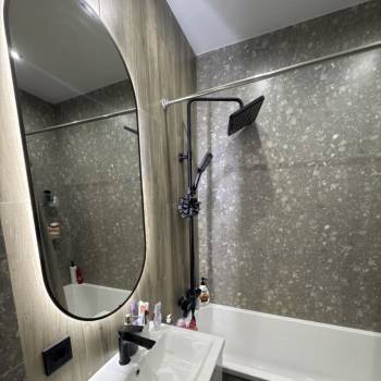 Продается 1-комнатная квартира, 43 м²