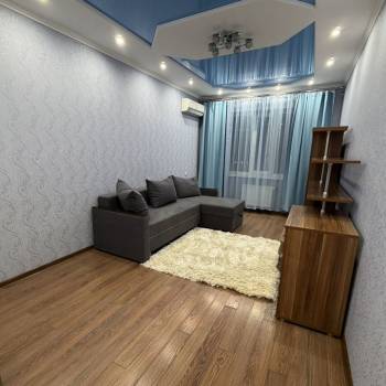 Сдается 1-комнатная квартира, 41 м²