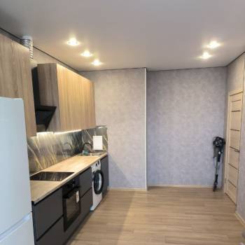 Сдается 2-х комнатная квартира, 65 м²