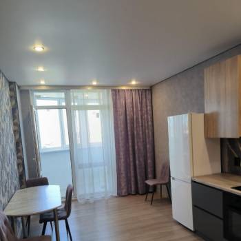 Сдается 2-х комнатная квартира, 65 м²