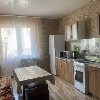 Сдается 2-х комнатная квартира, 65 м²
