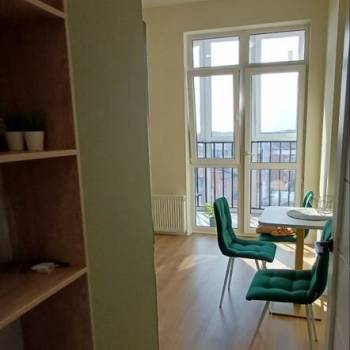 Продается 1-комнатная квартира, 54 м²