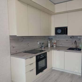 Сдается 1-комнатная квартира, 43 м²