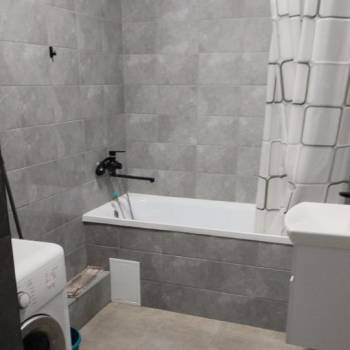 Сдается Многокомнатная квартира, 64 м²