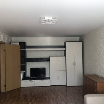Сдается 1-комнатная квартира, 46 м²