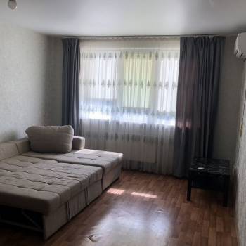 Сдается 1-комнатная квартира, 46 м²