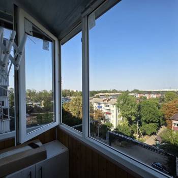 Продается 1-комнатная квартира, 36 м²