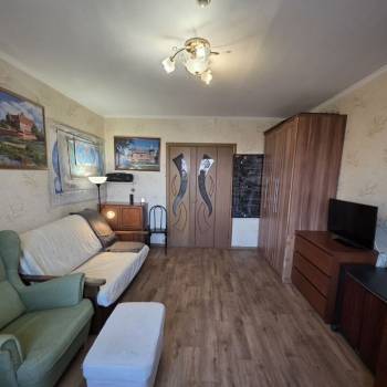 Продается 1-комнатная квартира, 36 м²