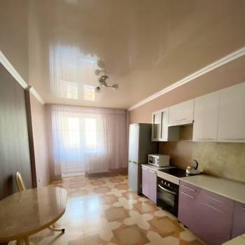 Сдается 2-х комнатная квартира, 72 м²